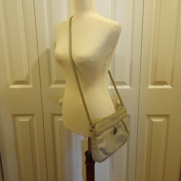 Etienne Aigner Taupe Beige Shoulder Bag - Picture 9 of 9